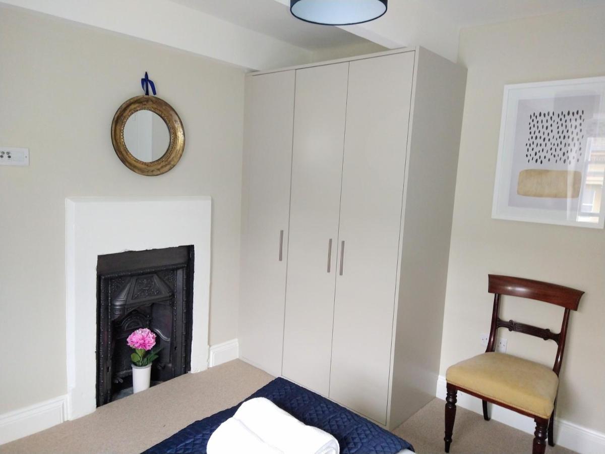 Stunning & Central Milsom Street Apartment 바스 외부 사진