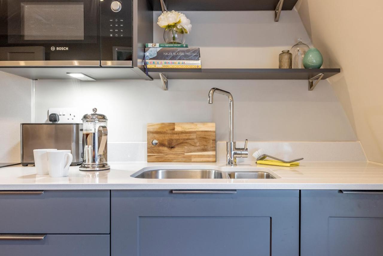 Stunning & Central Milsom Street Apartment 바스 외부 사진