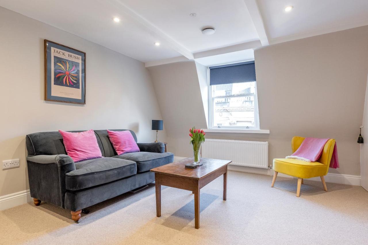 Stunning & Central Milsom Street Apartment 바스 외부 사진