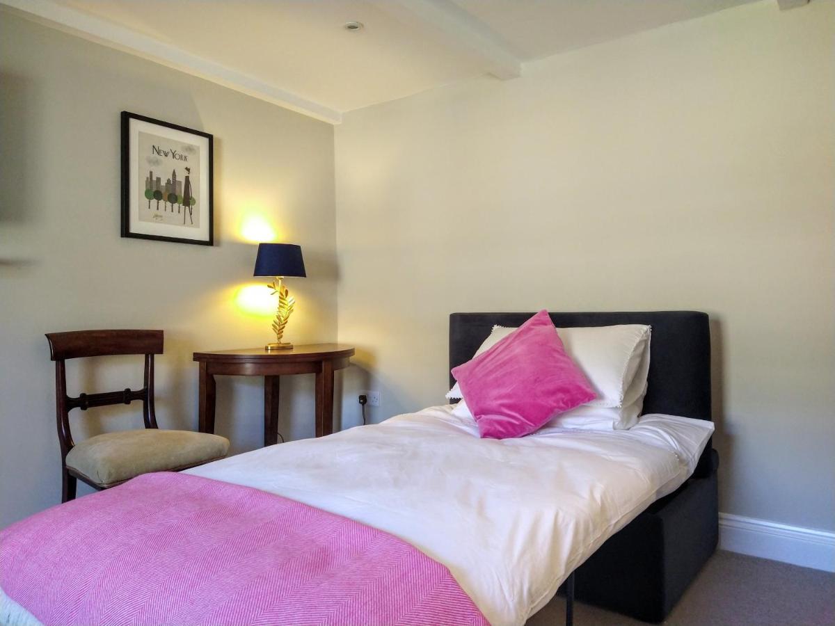Stunning & Central Milsom Street Apartment 바스 외부 사진