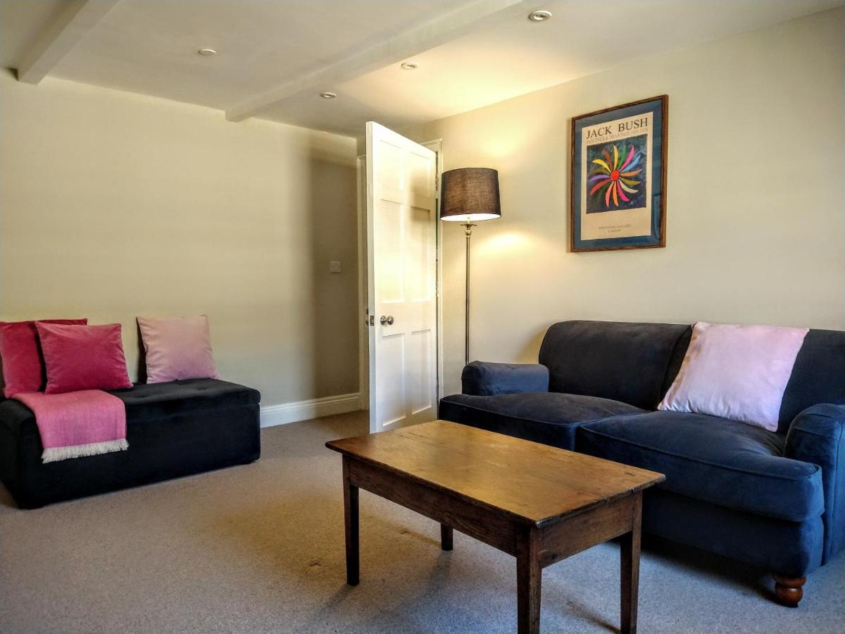 Stunning & Central Milsom Street Apartment 바스 외부 사진